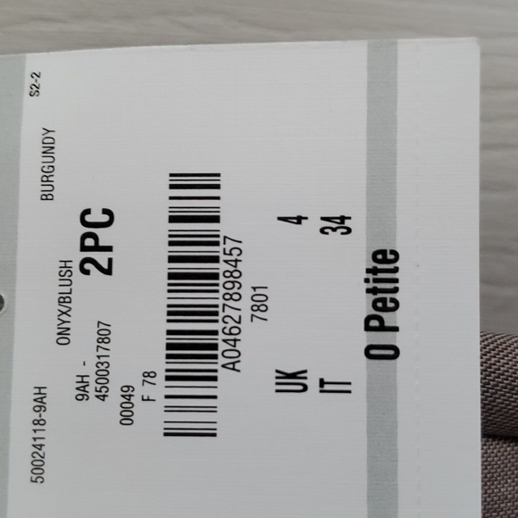 *new* ANNE KLEIN 2 piece suit size 0 petite, from MACY'S - Picture 3 of 9